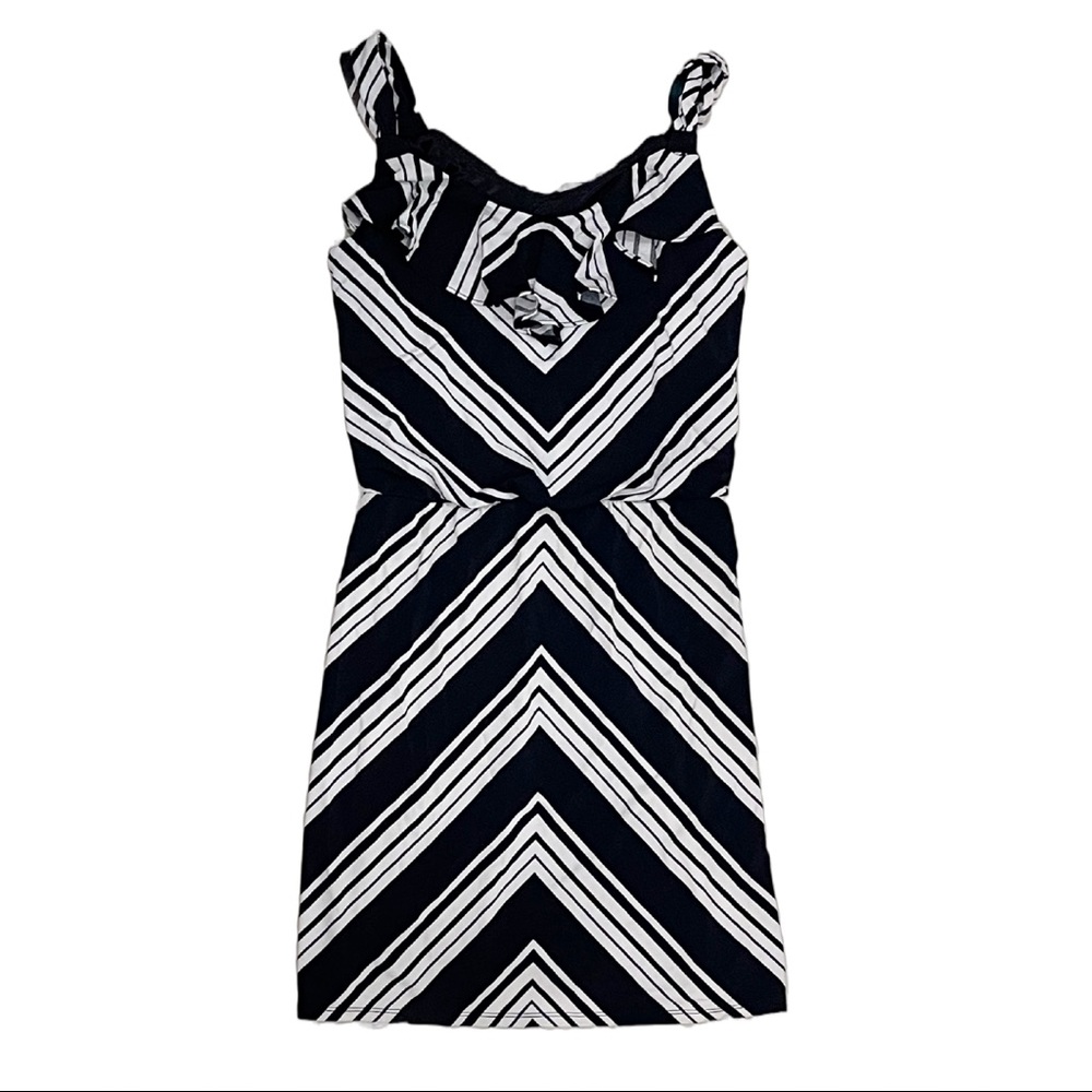 💕White House Black Market Dress💕